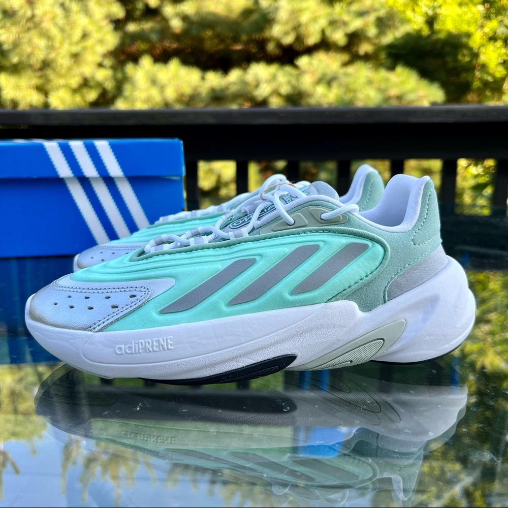 Adidas Ozelia Women’s Athletic Sneakers Shoe - Picture 9 of 9